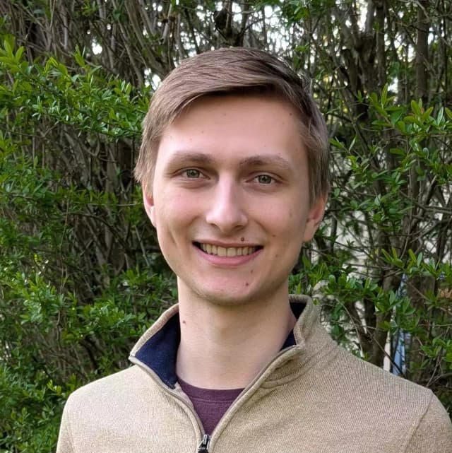 Headshot of Mark Vadeika